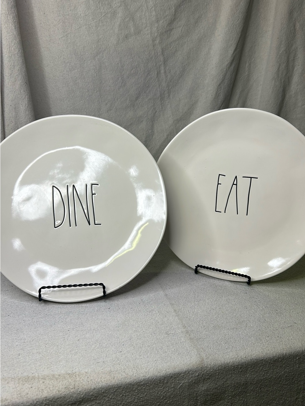 Rae Dunn White Stoneware 'DINE' & 'EAT' Dinner Plates Set